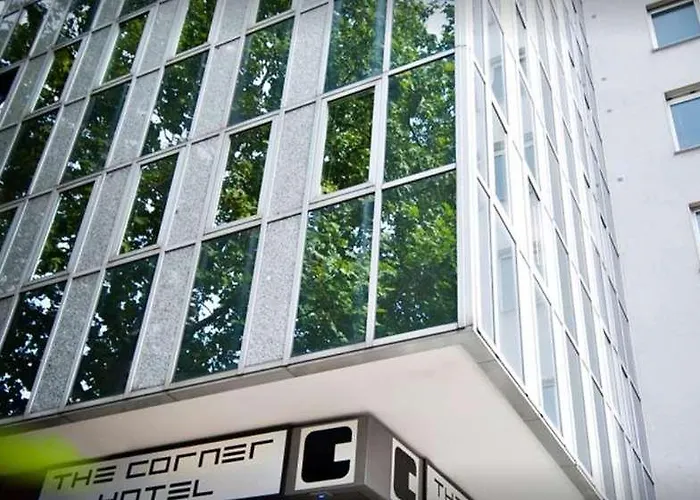 Homaris Corner Hotel